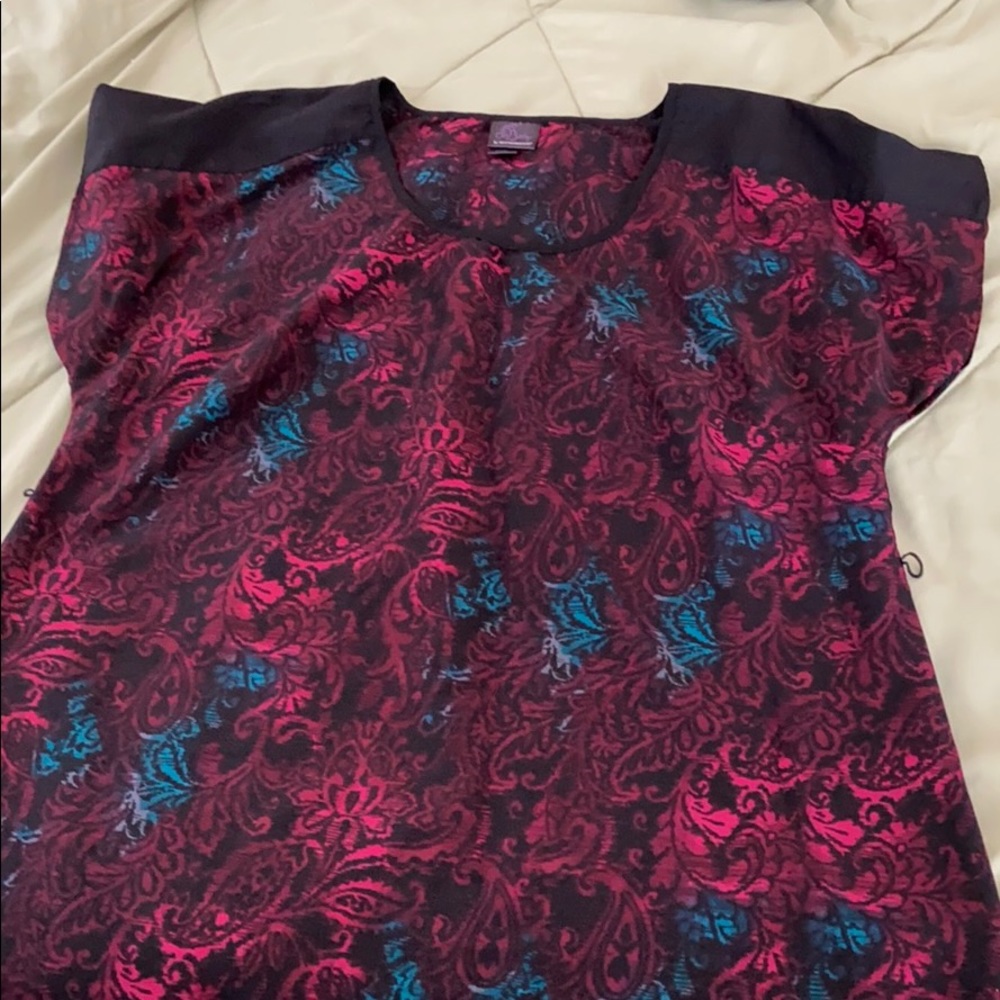 Maternity satiny top -Xl